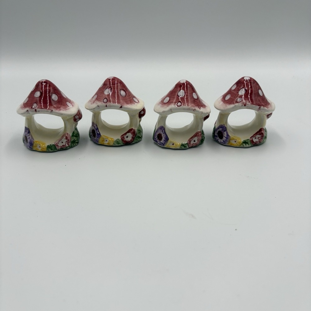 Vintage Merc Asia Mushroom Napkin Rings Bunny‎ Rabbit Garden Party Set Of 4